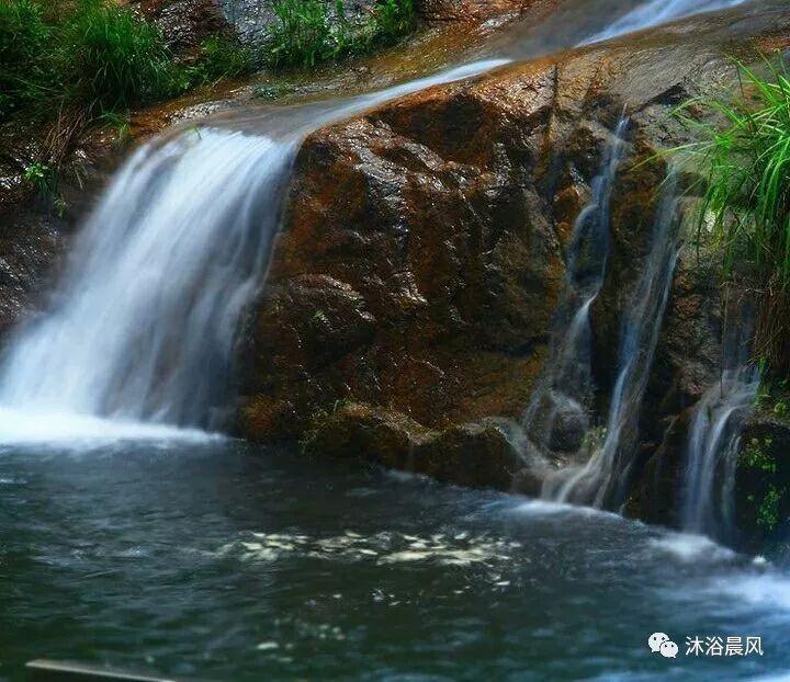 巧虎踢足球